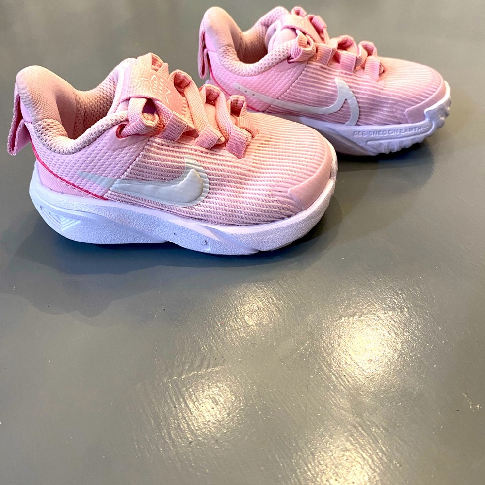 Light Pink toddler girl Nike shoe